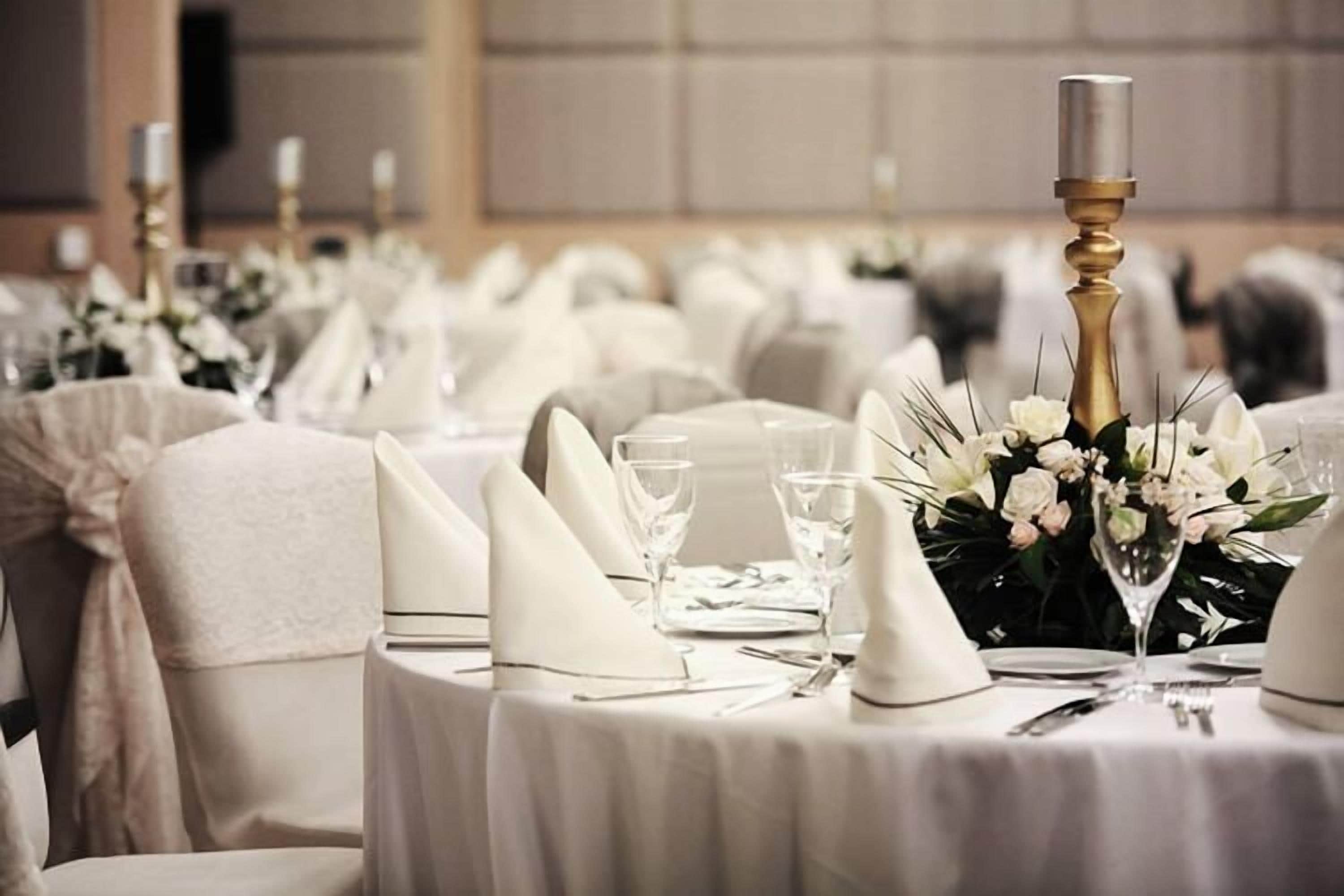 Photo - Demora Hotel