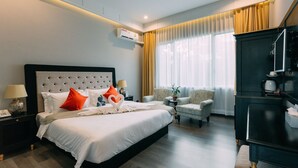 Minibar (some free items), in-room safe, blackout drapes - Aroma Rice Boutique Hotel (Chiang Mai)