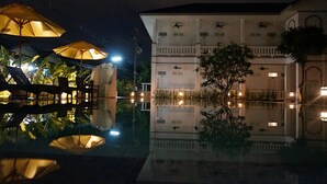 Front of property - evening/night - Aroma Rice Boutique Hotel (Chiang Mai)