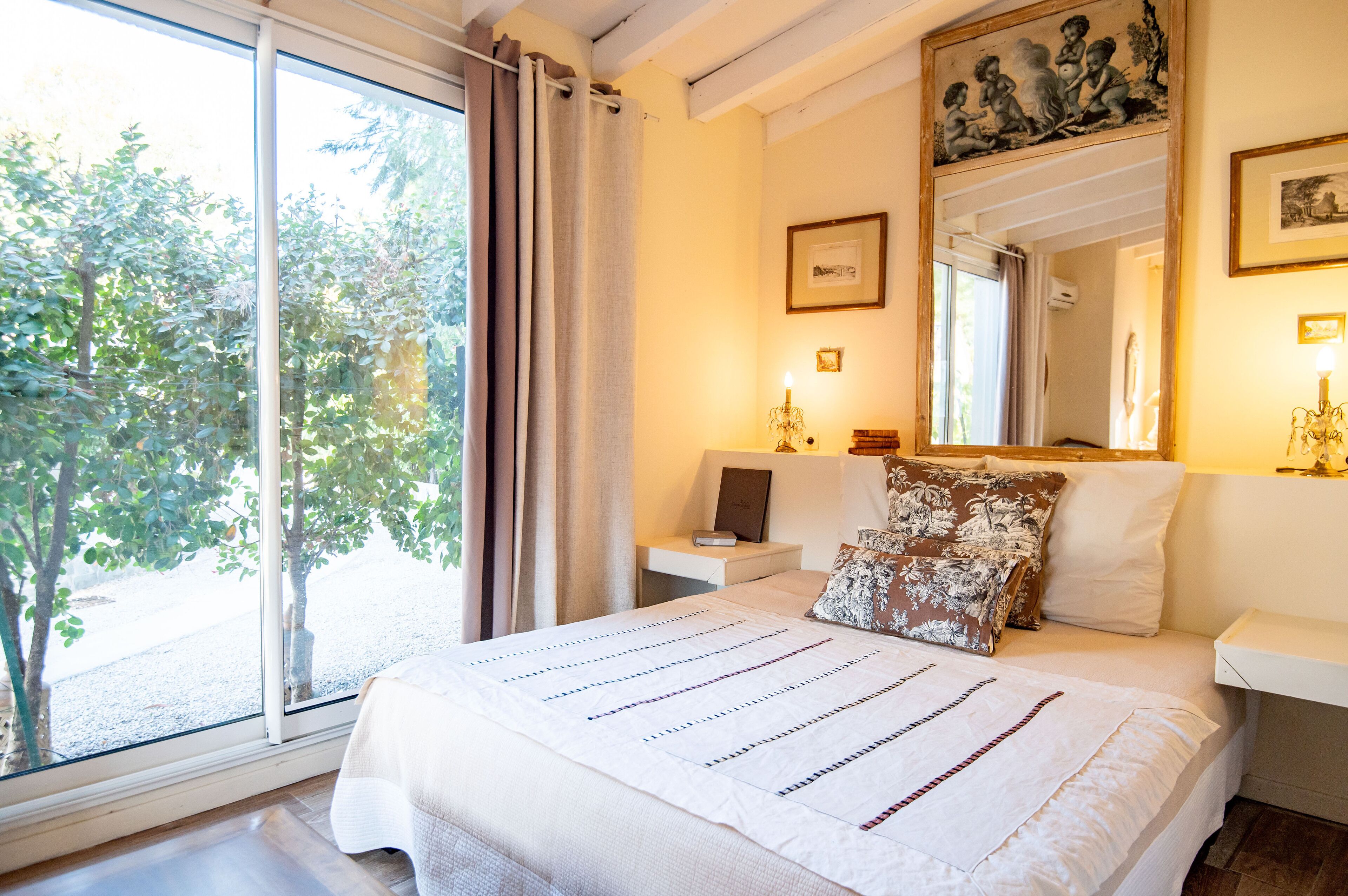 cottage, ground floor (onda fresca) | premium bedding, memory-foam beds, individually decorated