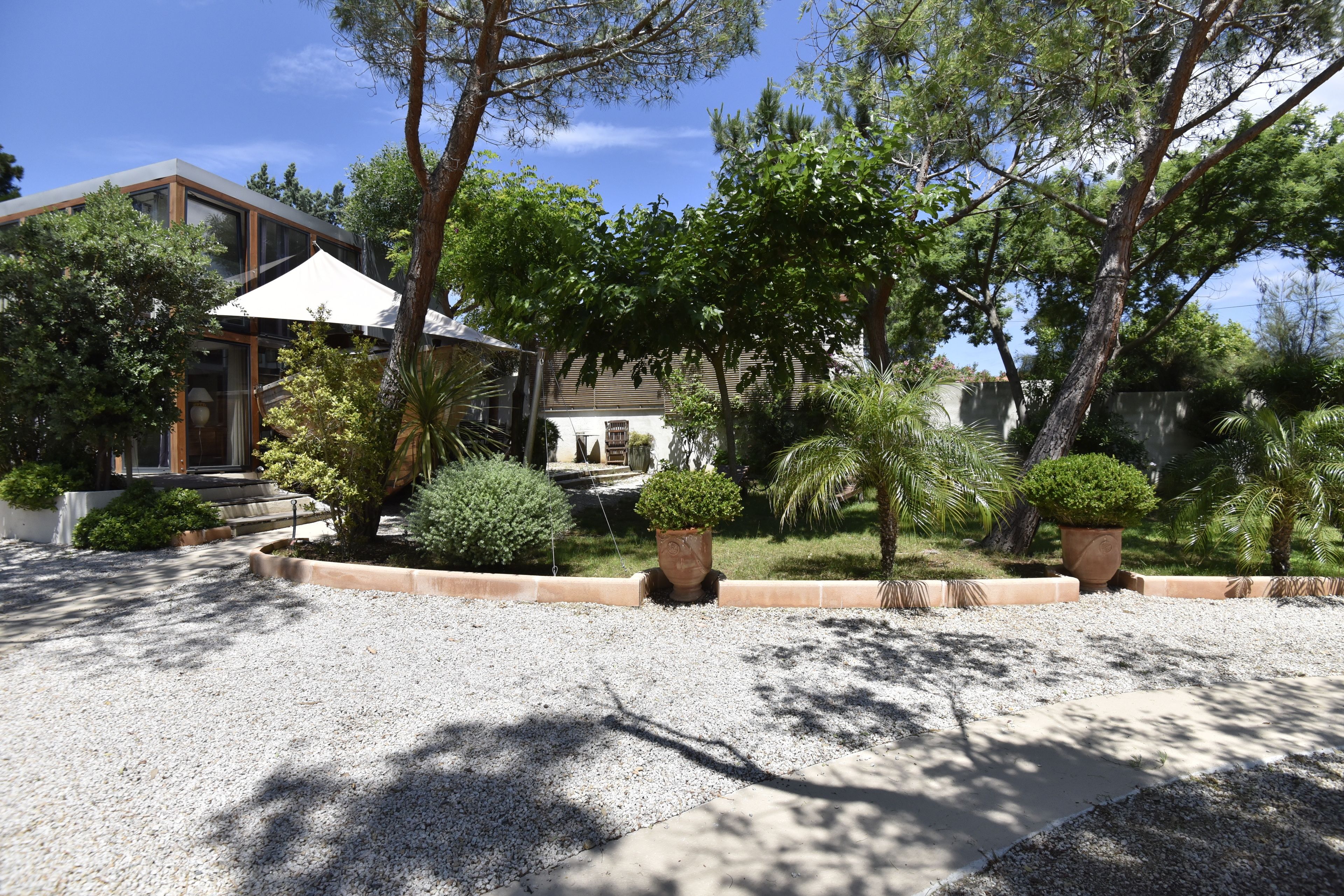 cottage, ground floor (nautilus) | terrace/patio