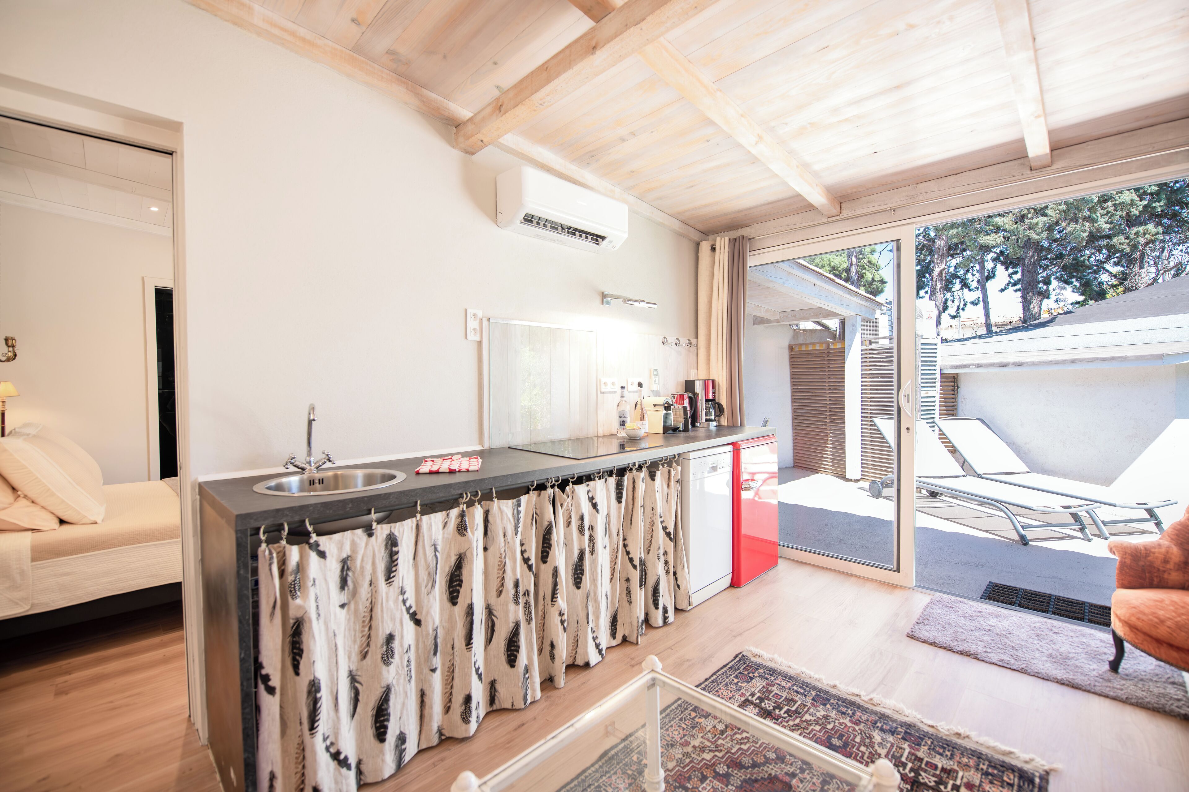 cottage (la serra) | private kitchen | fridge, microwave, stovetop, dishwasher