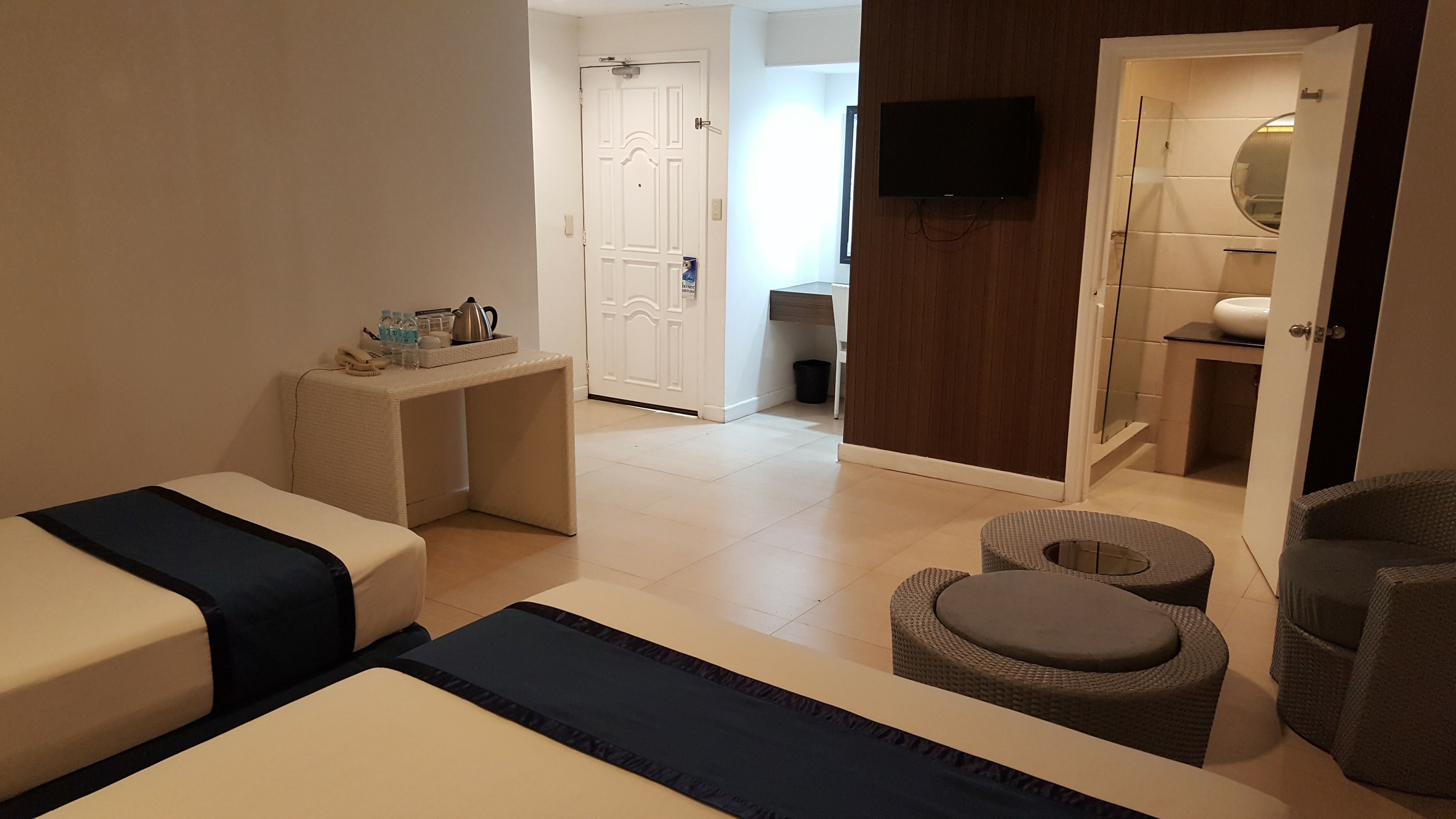 premium room | in-room safe, desk, iron/ironing board, free wifi