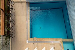 Outdoor pool, pool umbrellas, sun loungers - Portofino Apart (Ula)