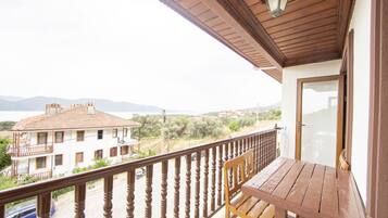 Apartment, 1 Bedroom | Balcony