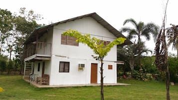 Façana frontal de l'allotjament