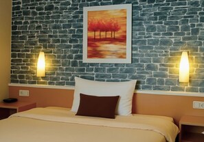 Phòng đơn tiện nghi đơn giản | Minibar, két bảo mật tại phòng, bàn, phòng cách âm 