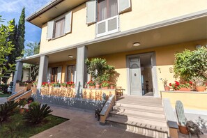 Fachada da propriedade