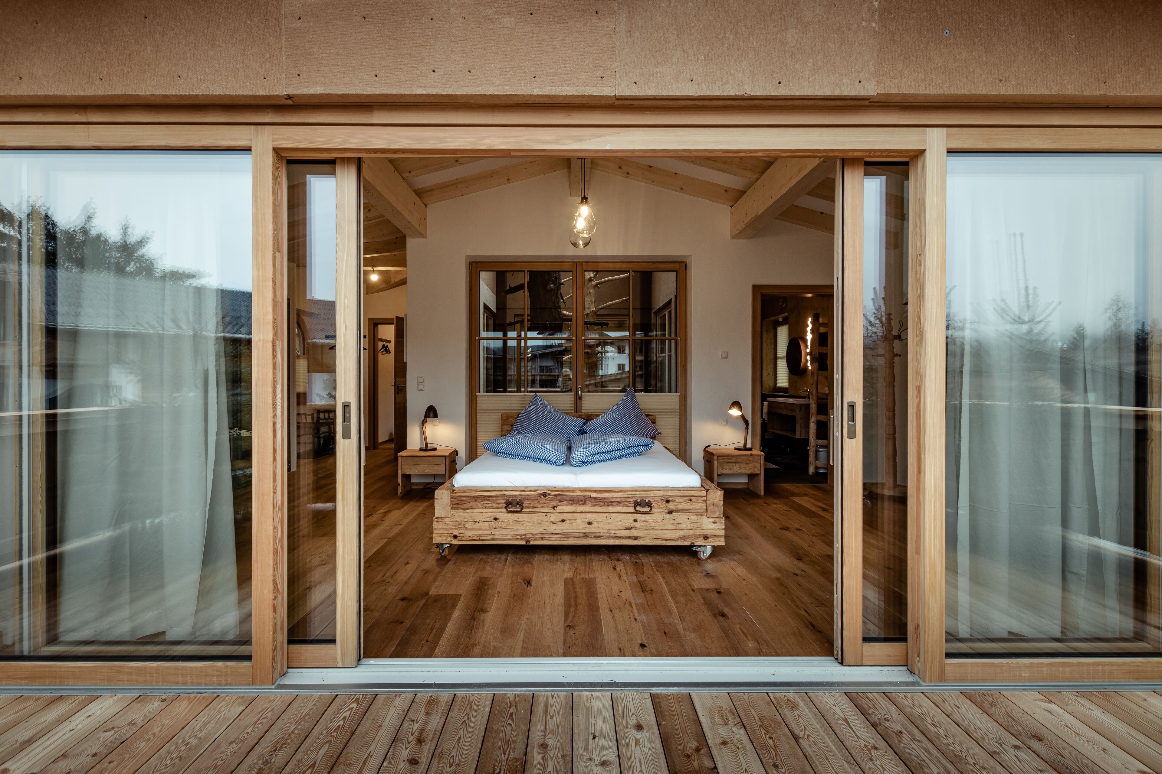 树屋 | 防过敏的被褥、客房内保险箱、免费 WiFi、床单