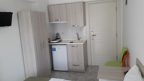 Refrigerador, utensilios de cocina