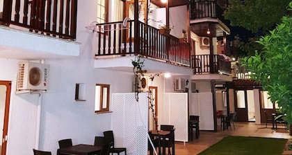 Santo Akyaka Home
