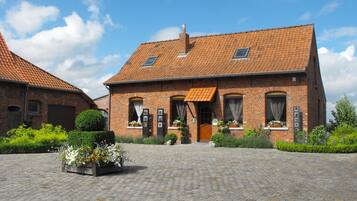 Majoituspaikan julkisivu