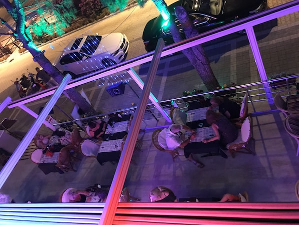 Lunch and dinner served, international cuisine - Twenty One Hotel (Marmaris)