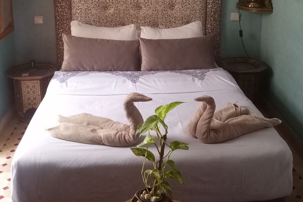 Comfort Double Room | Individually decorated, individually furnished, desk, blackout drapes