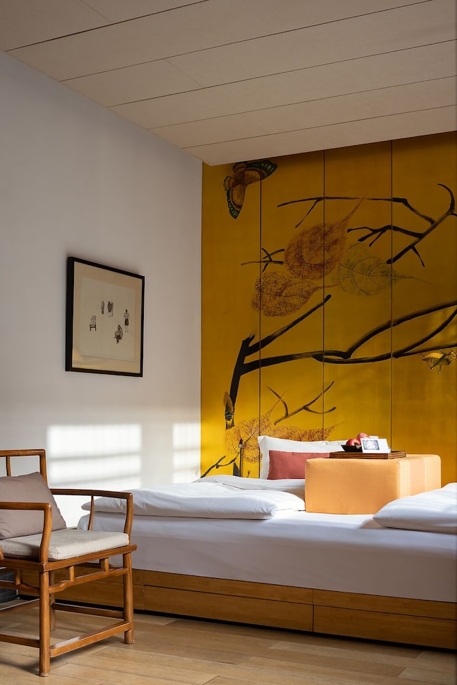 Jings Residence by null