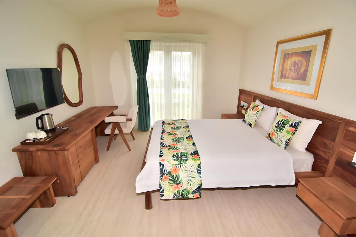 Standaard tweepersoonskamer | Luxe beddengoed, een minibar, een kluis op de kamer