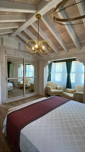 Exclusive Double Room, Pool View | Premium bedding, minibar, in-room safe, individually decorated - Alacatı On Oda Hotel (Cesme)