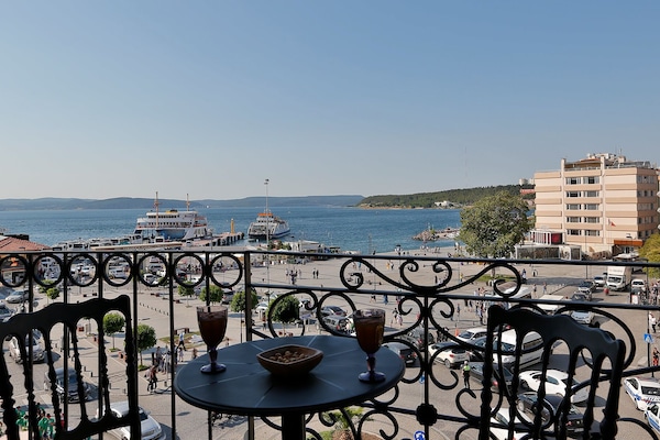 Deluxe Room, Balcony, Sea View | Balcony