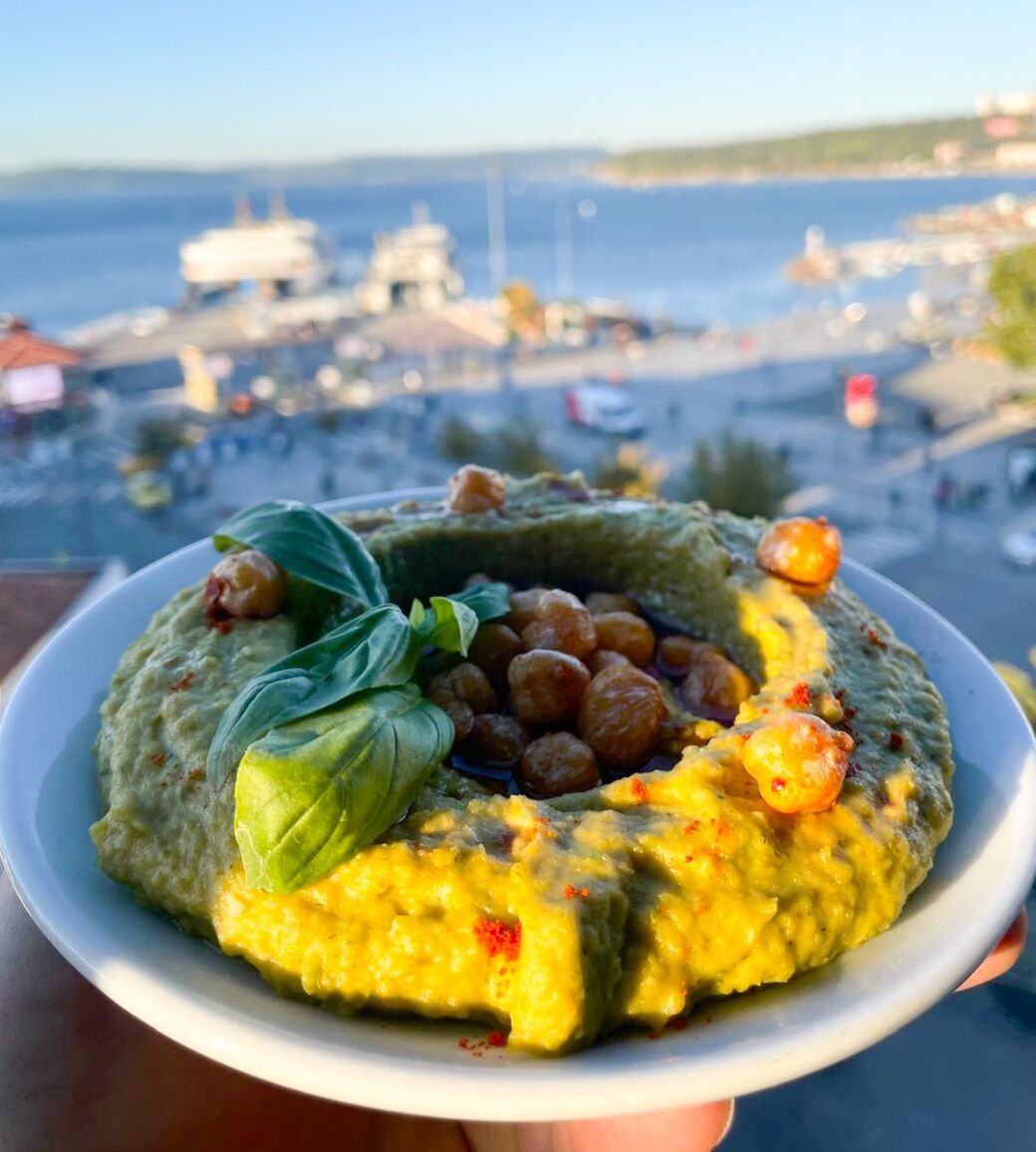 breakfast and dinner served, sea views