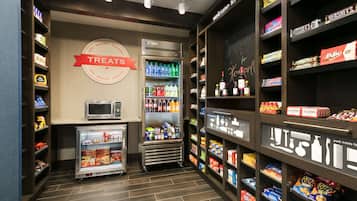 Snack bar