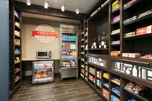 Snack bar
