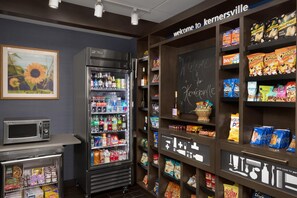 Snack bar - Hampton Inn Kernersville (Kernersville)