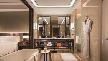 Deluxe Suite, 1 Bedroom | Bathroom | Free toiletries, hair dryer, bathrobes, slippers