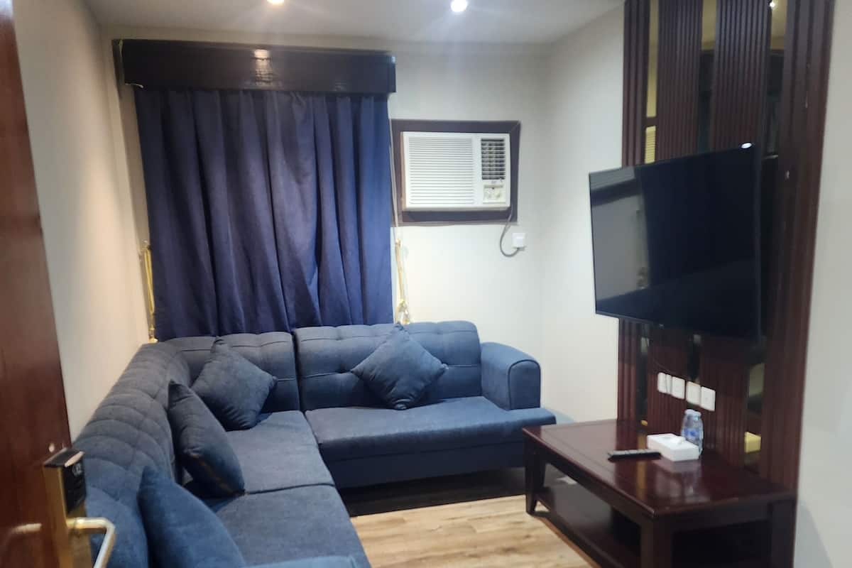 Televisión LED de 43 pulgadas con canales por cable