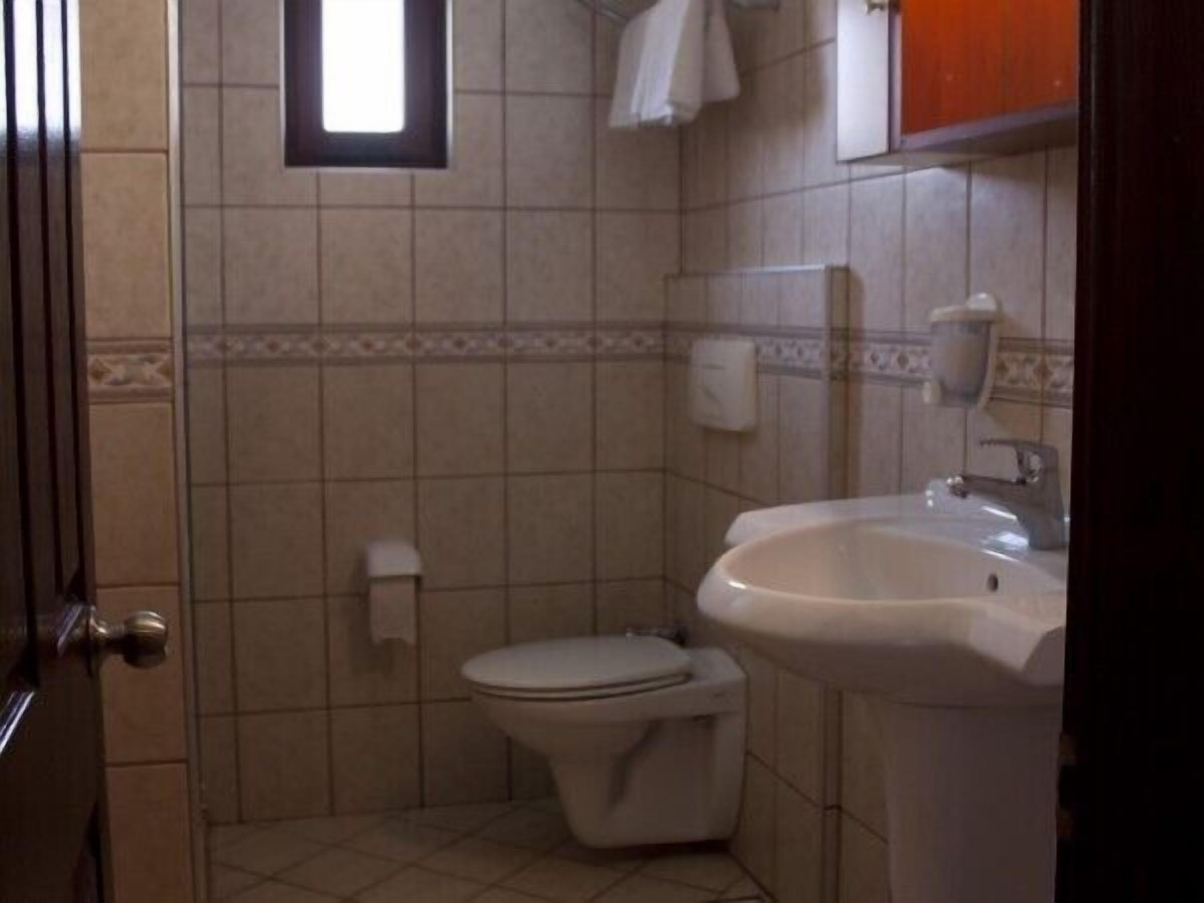 shower, free toiletries, hair dryer, slippers