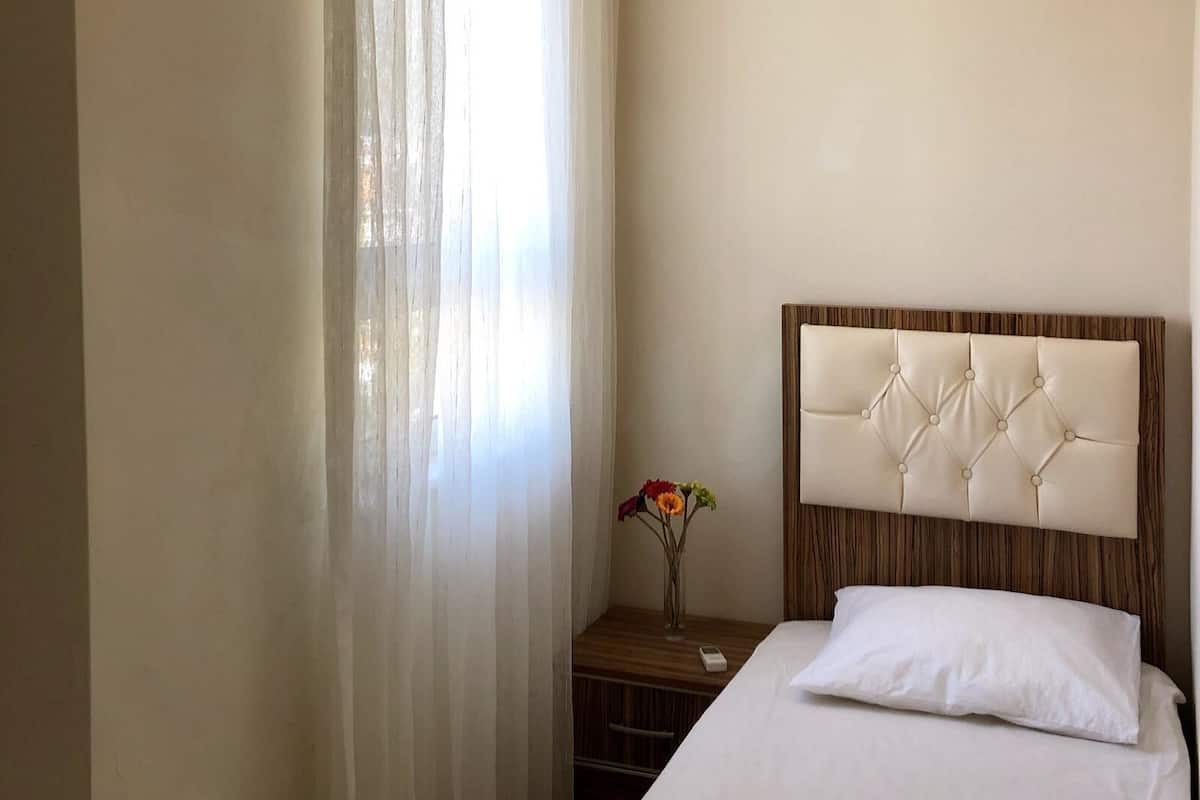 Economy Single Room, 1 Twin Bed | In-room safe, free WiFi