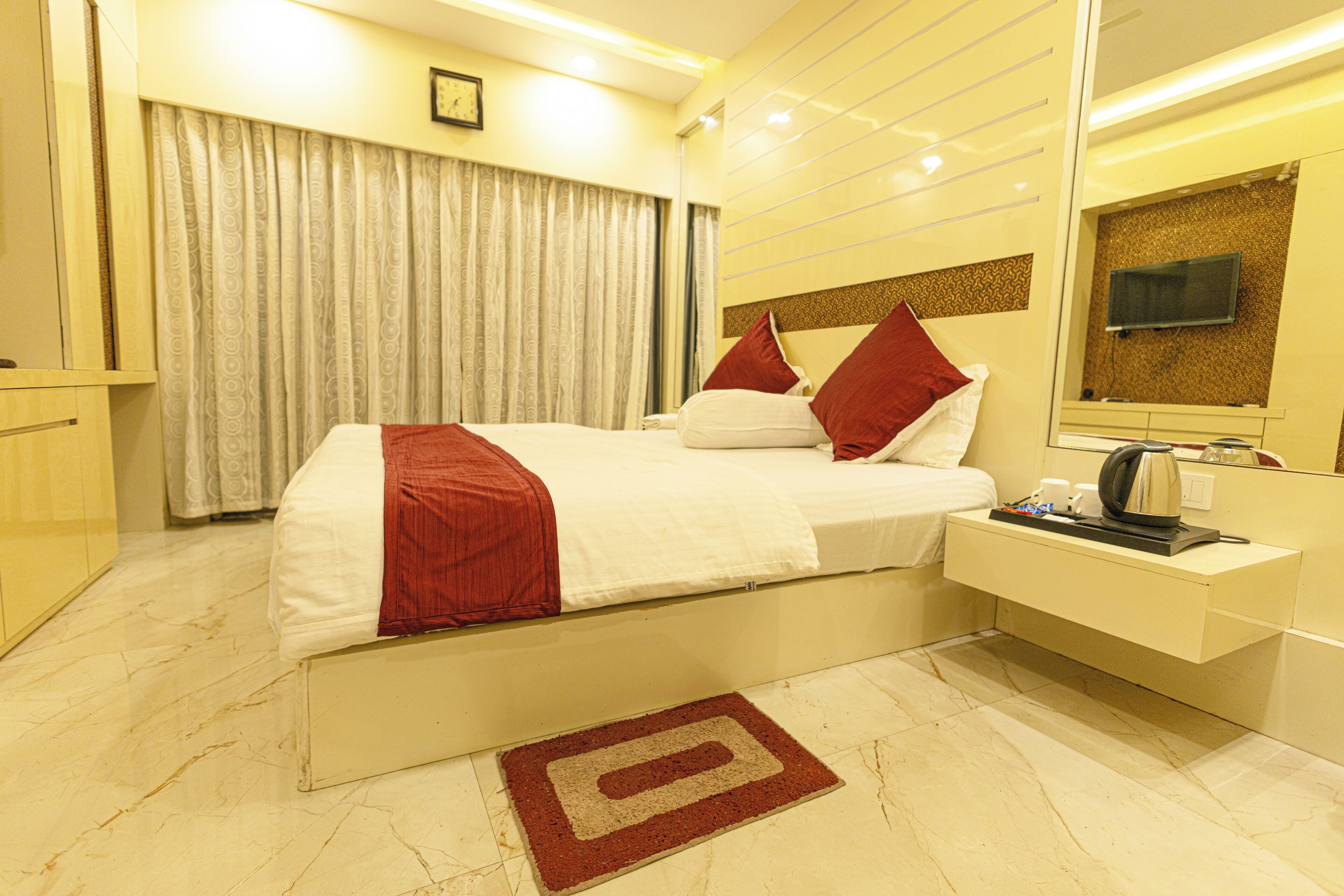 Superior Double Room, 1 Bedroom, Beach View | Memory foam beds, individually furnished, free WiFi, bed sheets