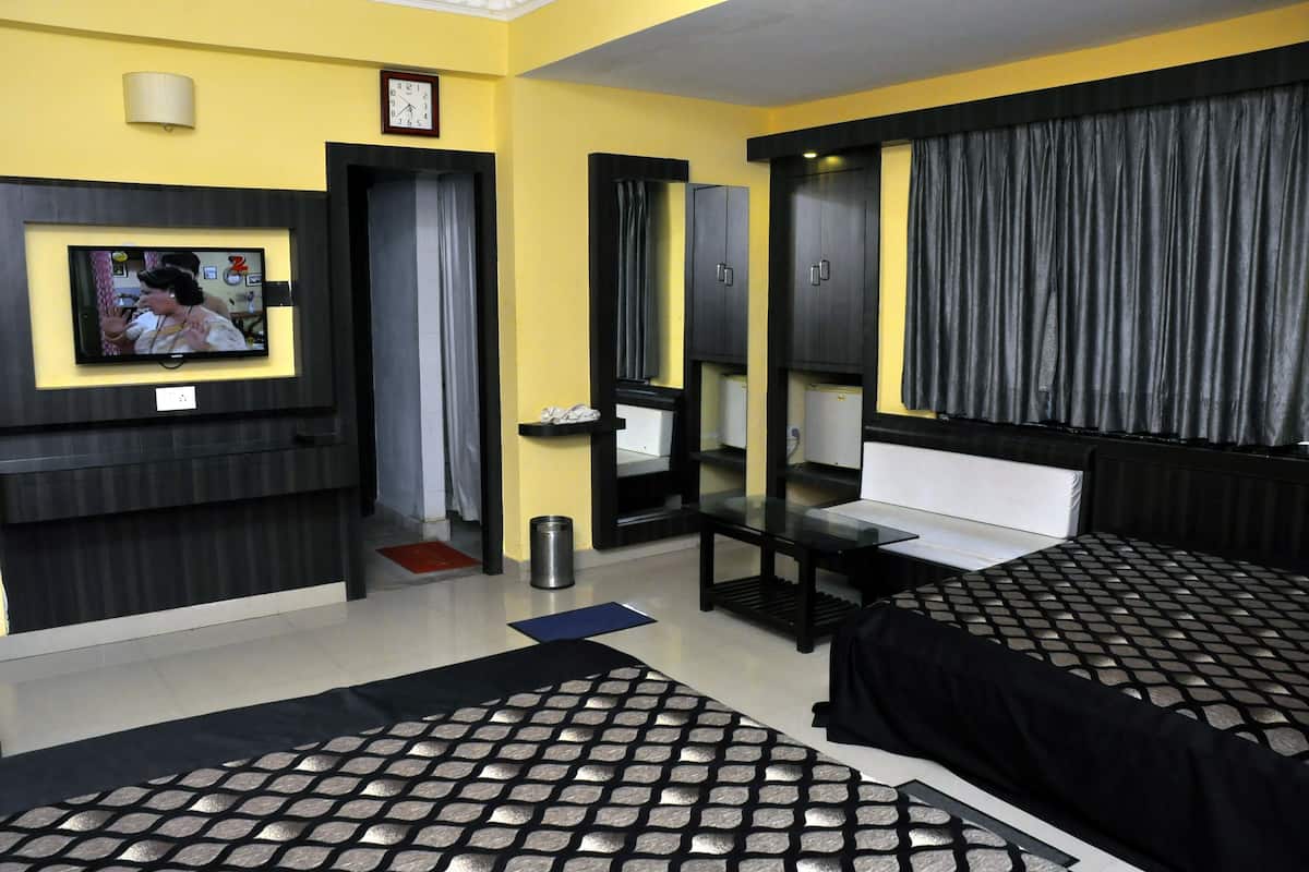 Colchones con efecto memoria, muebles diferentes y ropa de cama