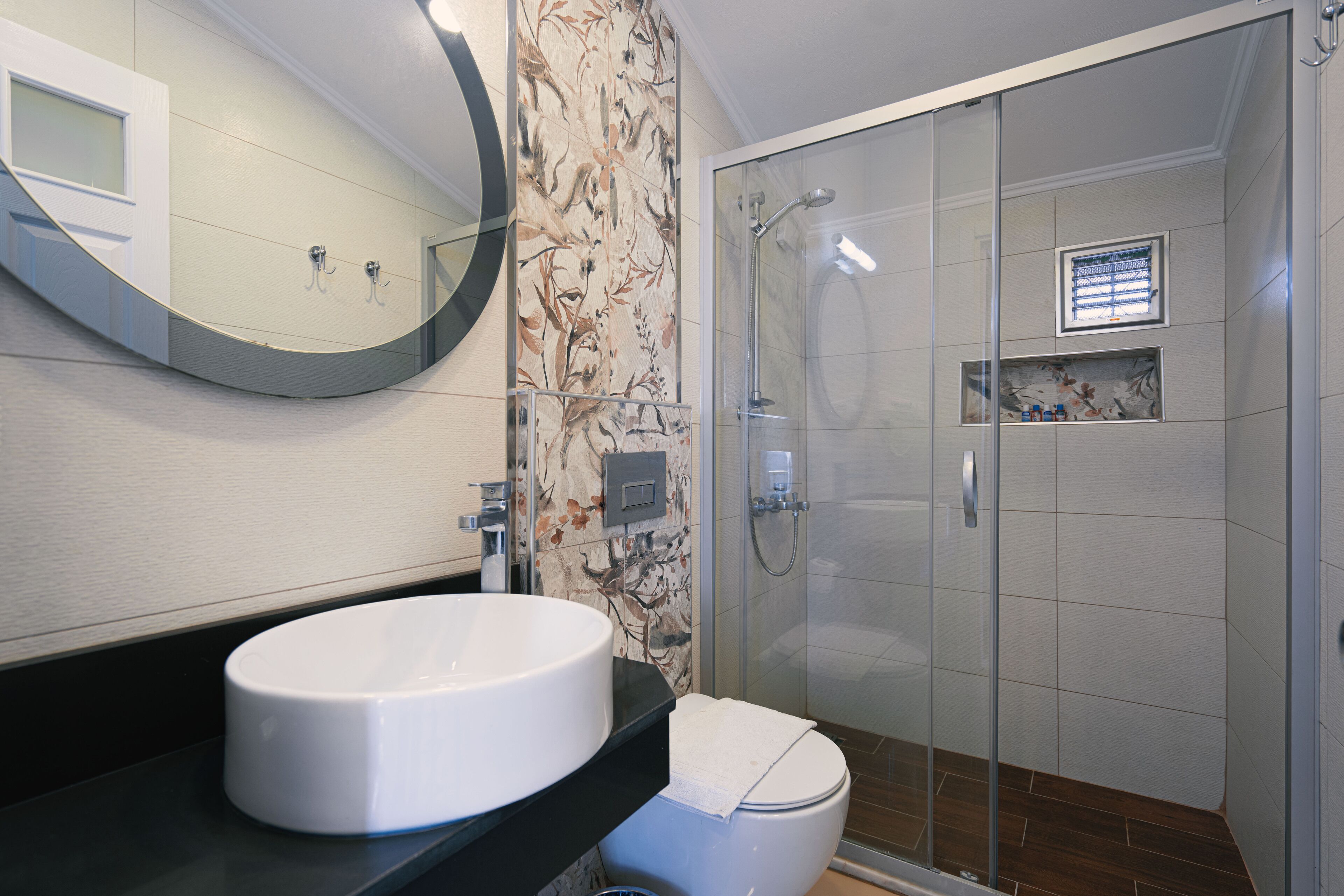 Double Room, Sea View | Premium bedding, minibar, laptop workspace, free WiFi