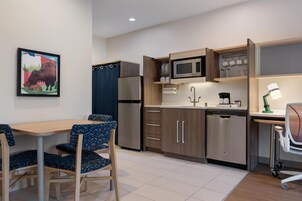 Suite, 1 Bedroom, Non Smoking | Private kitchen | Full-size fridge, microwave, dishwasher, coffee/tea maker
