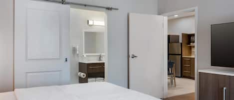 Literie hypoallergénique, surmatelas, bureau