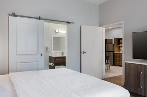 Allergikerbettwaren, Pillowtop-Betten, Schreibtisch
