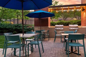 Terrace/patio - Home2 Suites Florence/Cincinnati Airport South, KY (Florence)