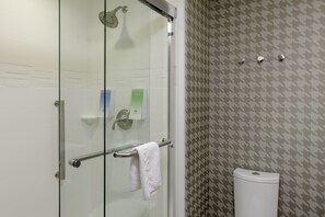 Free toiletries, hair dryer, towels, soap - Home2 Suites Florence/Cincinnati Airport South, KY (Florence)