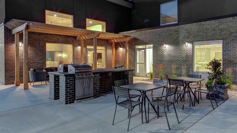 Homewood Suites by Hilton Lansing Eastwood