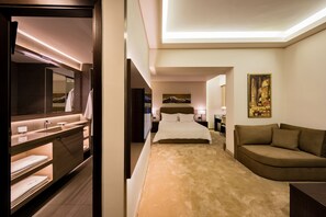 Junior-Suite, Poolblick | Wohnbereich