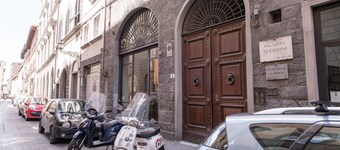 Paravia Suite
