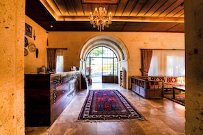 Reception - Empire Cave Hotel (Nevsehir)