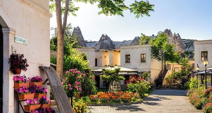 Empire Cave Hotel