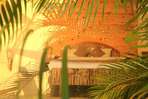 Ac luxury cottage | Caja de seguridad en la habitación, escritorio y wifi gratis