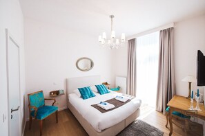 Quarto casal | 1 quarto, roupas de cama premium, escrivaninha, quartos à prova de som