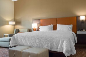 50-inch LCD TV with cable channels, TV, Netflix - Hampton Inn Parker (Parker)