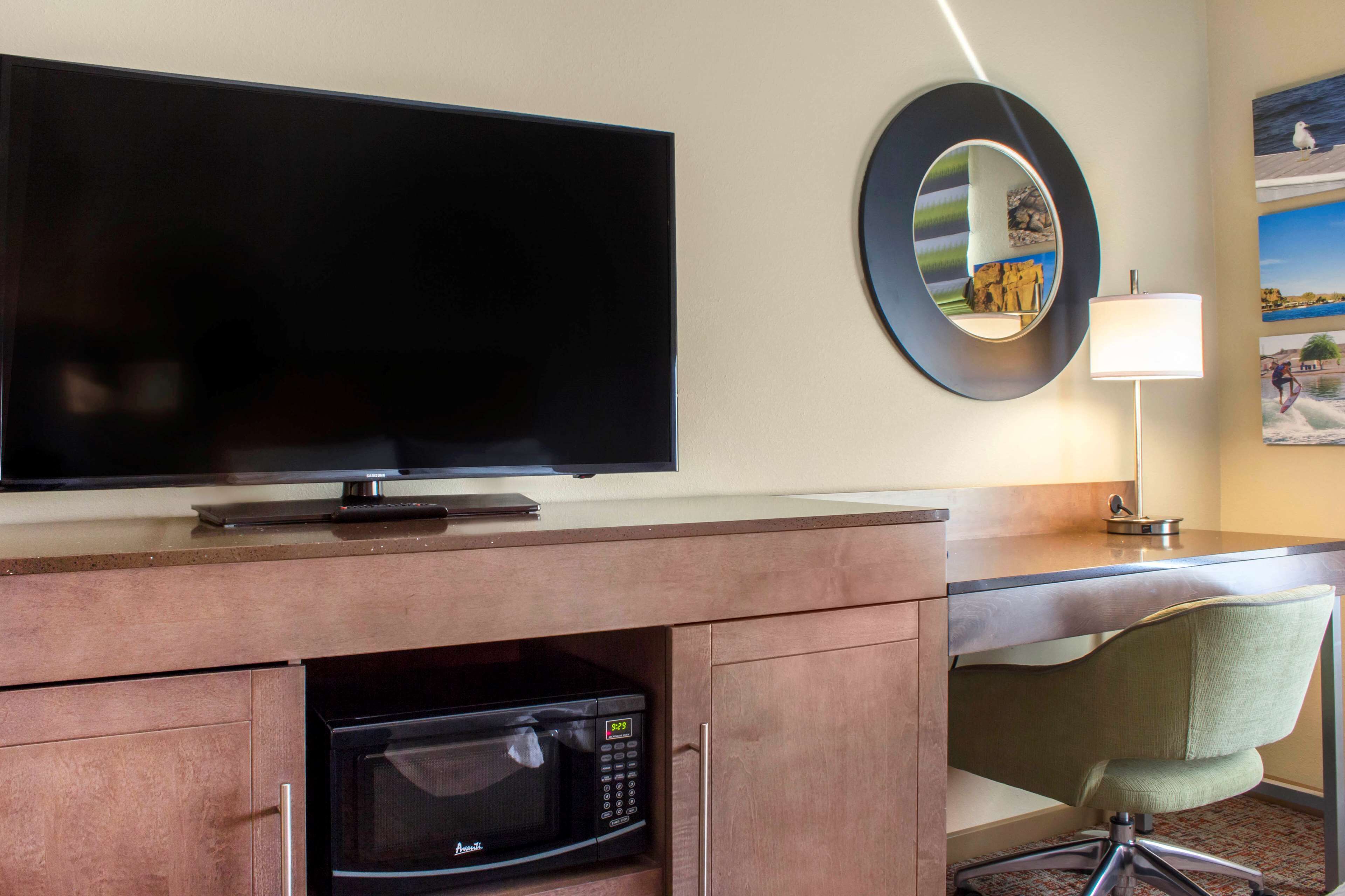 in-room safe, desk, laptop workspace, iron/ironing board