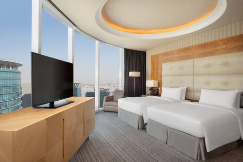 Suite royale, 1 très grand lit | Coffre-fort, bureau, rideaux d’obscurcissement, système d’insonorisation