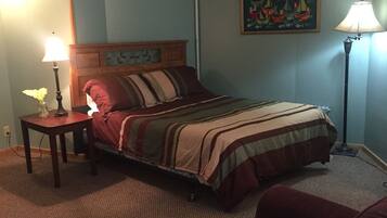 Quarto clássico, 2 camas de casal | Wi-Fi de cortesia, roupa de cama