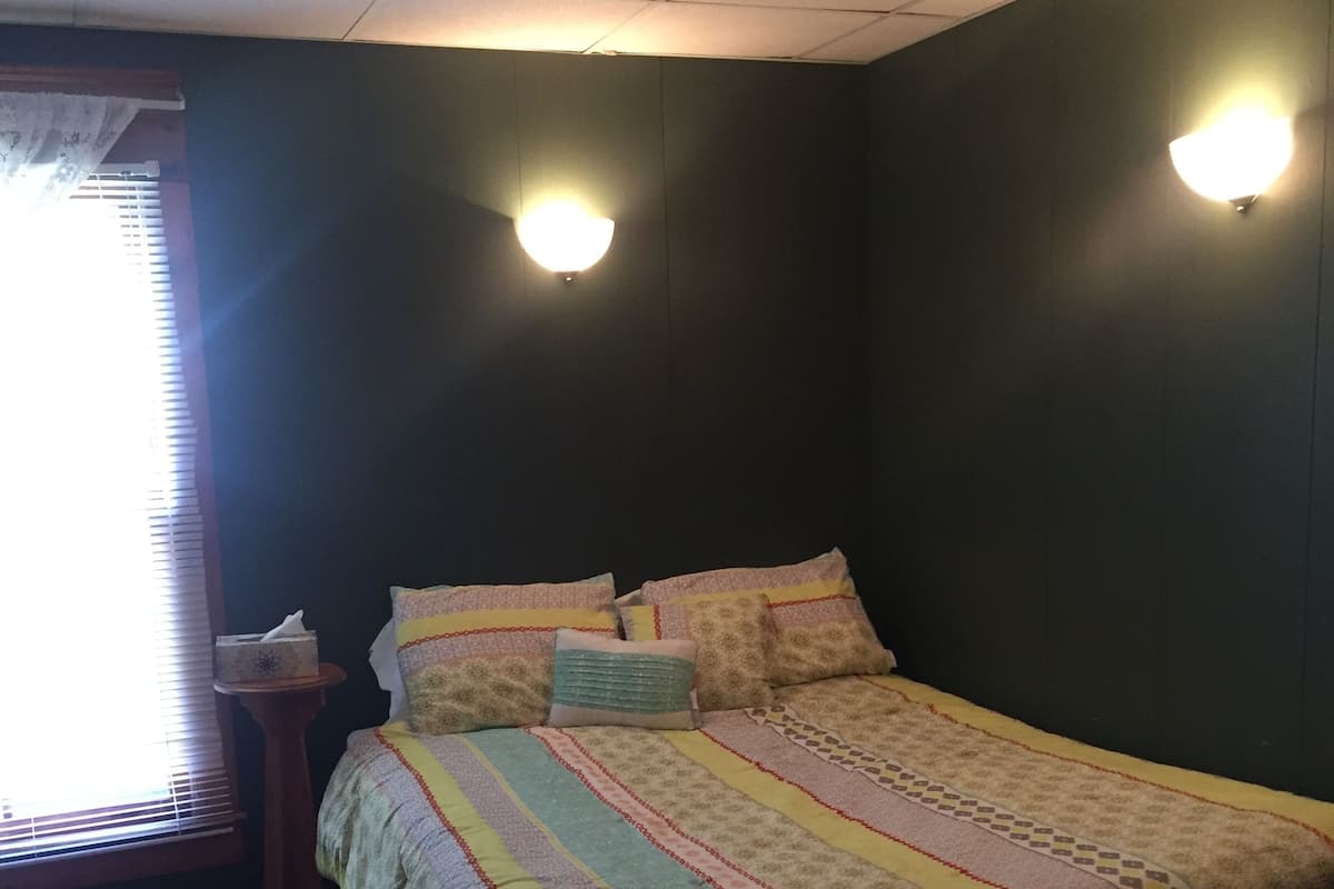 Classic Room, 1 Queen Bed